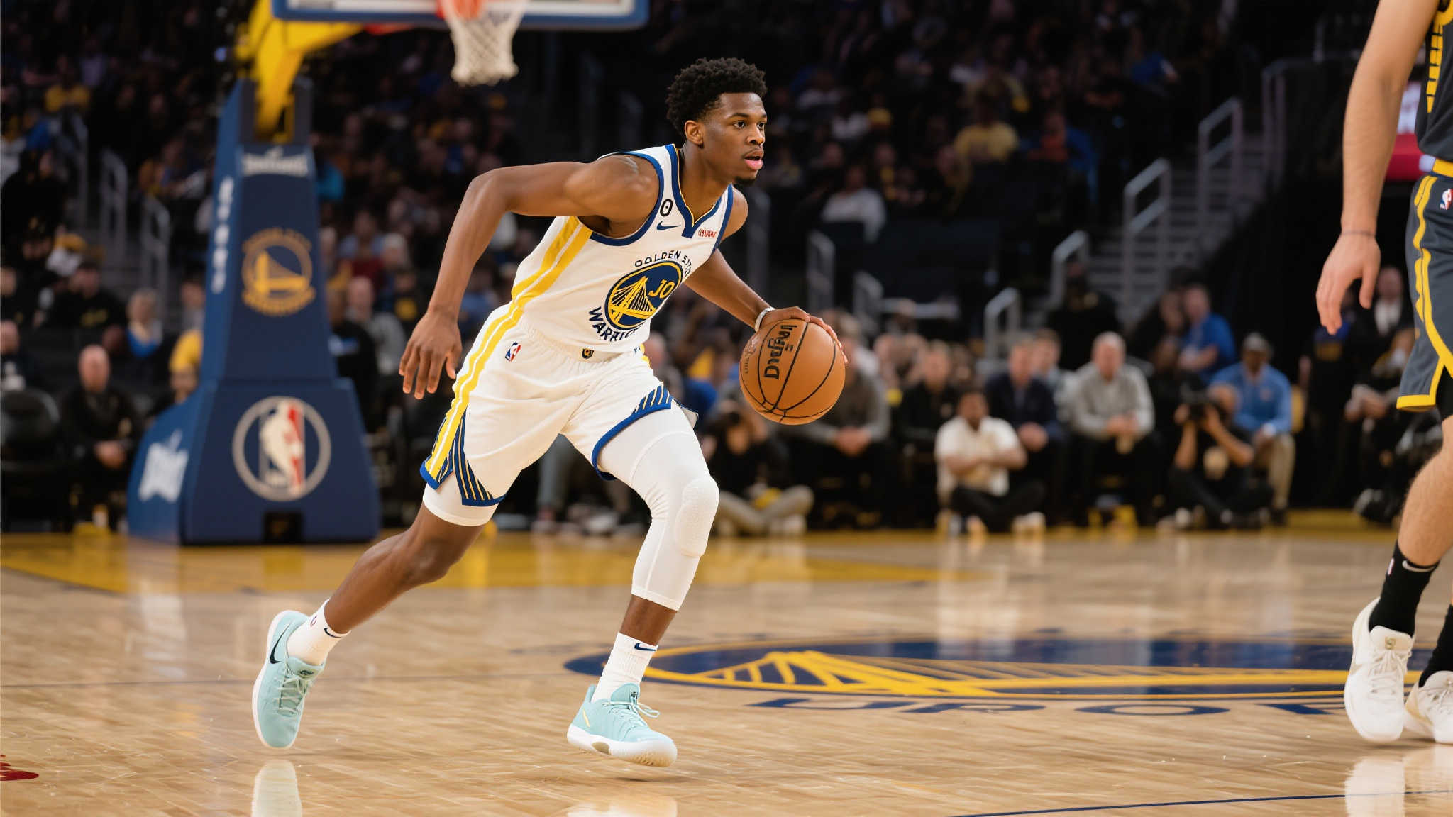 而另一边来自勇士体系培养出的20岁小将——乔纳森“